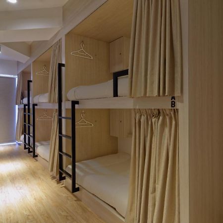 Bulatan Hostel Tanjong Aru Esterno foto
