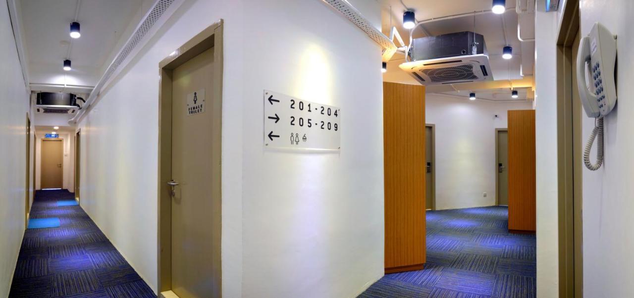 Bulatan Hostel Tanjong Aru Esterno foto