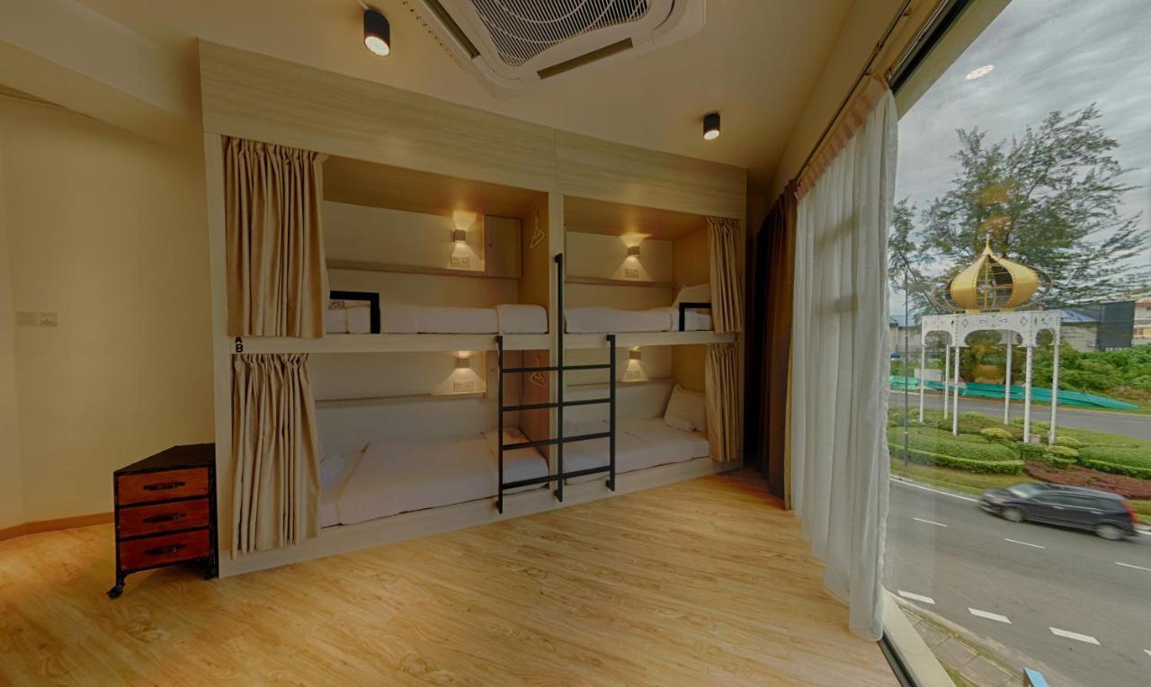 Bulatan Hostel Tanjong Aru Esterno foto