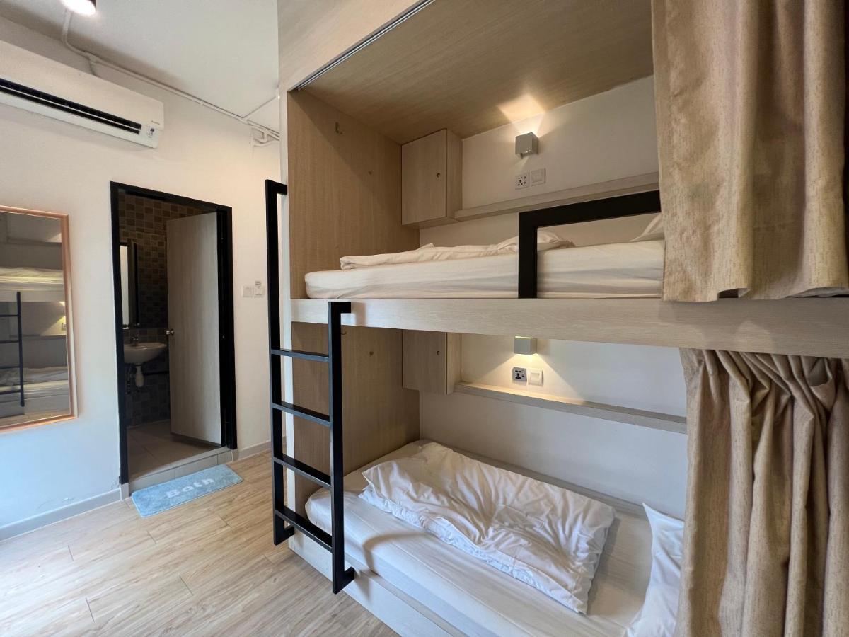 Bulatan Hostel Tanjong Aru Esterno foto