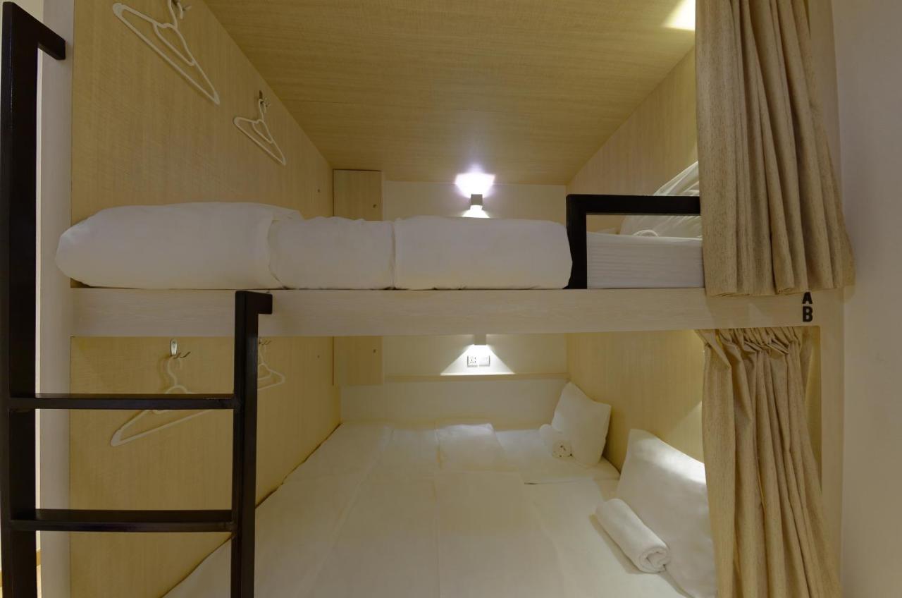 Bulatan Hostel Tanjong Aru Esterno foto