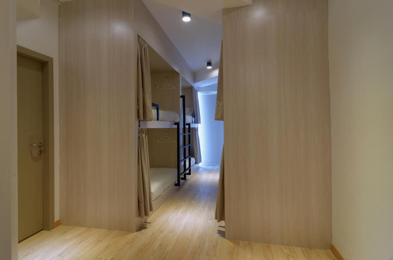 Bulatan Hostel Tanjong Aru Esterno foto